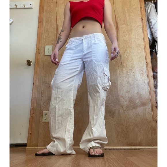 The North Face White Cargo Straight-Leg Pants - Picture 3 of 9